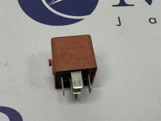 Реле 5-Series 2006 E60 N52B25A Реле 5-Series 2006 E60 N52B25A