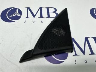 Крышка динамика передняя правая Mercedes-Benz C-Class W203 2006