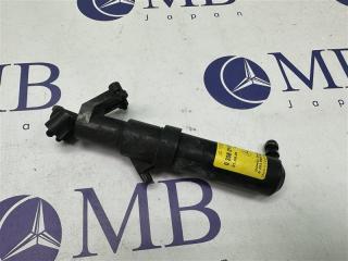 Форсунка омывателя фары передняя правая Mercedes-Benz C-Class W203 2005