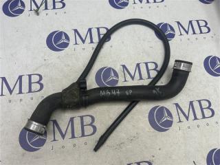 Запчасть патрубок радиатора Mercedes-Benz C-Class W204 2008 W204 272.921 A2045010382 контрактная Патрубок радиатора Mercedes-Benz C-Class W204 2008 W204 272.921 A2045010382 контрактная