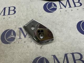 Накладка двери передняя левая Mercedes-Benz CLS-Class W219 2006 контрактная Накладка двери передняя левая Mercedes-Benz CLS-Class W219 2006