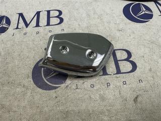 Накладка двери передняя левая Mercedes-Benz CLS-Class W219 2006 контрактная Накладка двери передняя левая Mercedes-Benz CLS-Class W219 2006