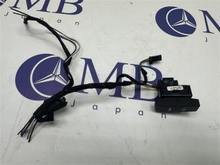 Кнопка центрального замка Touareg 2005 7L BMV Кнопка центрального замка Touareg 2005 7L BMV