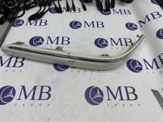 Молдинг бампера передний левый Mercedes-Benz C-Class W203 2004