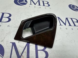 Накладка ручки двери передняя левая Mercedes-Benz M-Class W163 1998