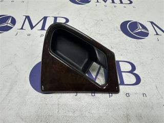 Накладка ручки двери передняя правая Mercedes-Benz M-Class W163 1998