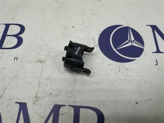 Кронштейн датчика парковки задний Mercedes-Benz E-Class W211 2004