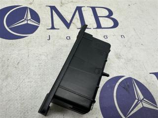 Пепельница задняя левая A6 2005 C6 BDW Пепельница задняя левая A6 2005 C6 BDW