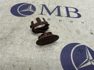 Накладка двери задняя правая Mercedes-Benz CLS-Class W219 2006 контрактная Накладка двери задняя правая Mercedes-Benz CLS-Class W219 2006