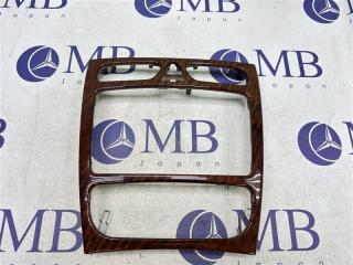 Накладка консоли Mercedes-Benz C-Class W203 2004