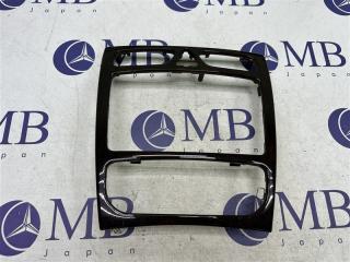 Накладка консоли Mercedes-Benz C-Class W203 2003