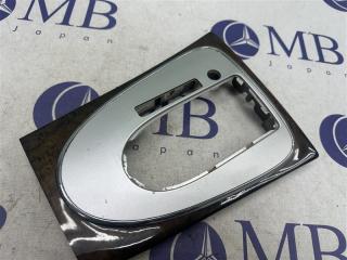 Накладка АКПП Mercedes-Benz E-Class W211 2004