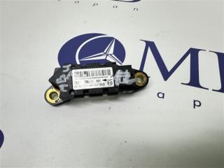 Запчасть датчик удара Mercedes-Benz E-Class W211 2006