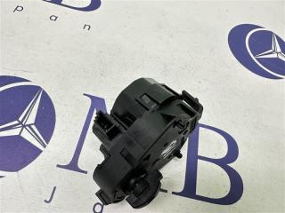 Сервопривод заслонок печки BMW 7-Series E65 N62B48B Сервопривод заслонок печки BMW 7-Series E65 N62B48B