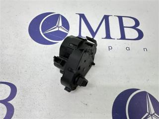 Сервопривод заслонок печки BMW 7-Series E65 N62B40A Сервопривод заслонок печки BMW 7-Series E65 N62B40A