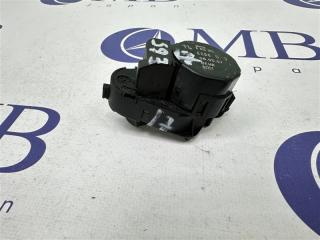 Сервопривод заслонок печки BMW 7-Series E65 N62B48B Сервопривод заслонок печки BMW 7-Series E65 N62B48B