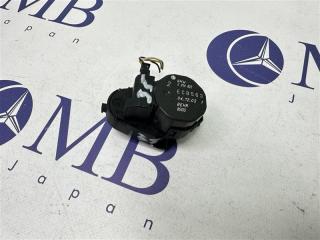 Сервопривод заслонок печки BMW 3-Series E46 N42B20A Сервопривод заслонок печки BMW 3-Series E46 N42B20A