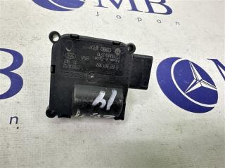 Сервопривод заслонок печки A6 2006 C6 AUK Сервопривод заслонок печки A6 2006 C6 AUK