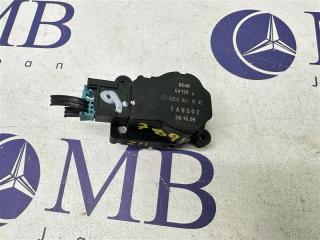 Фото запчасти сервопривод заслонок печки Mercedes-Benz E-Class W211 2006 контрактная запчасть Запчасть сервопривод заслонок печки Mercedes-Benz E-Class W211 2006