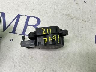 Сервопривод заслонок печки E-Class W211 2006 W211 642.920