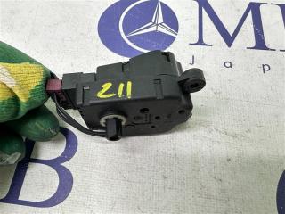 Сервопривод заслонок печки E-Class W211 2006 W211 642.920