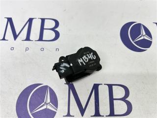 Запчасть сервопривод заслонок печки Mercedes-Benz M-Class W163 2002
