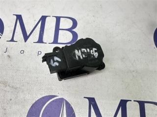 Запчасть сервопривод заслонок печки Mercedes-Benz M-Class W163 2002