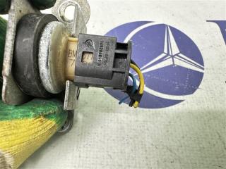 Датчик ускорения 7-Series 2006 E65 N62B48B Датчик ускорения 7-Series 2006 E65 N62B48B