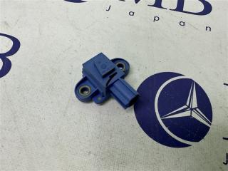 Запчасть датчик удара Volkswagen Golf 2006