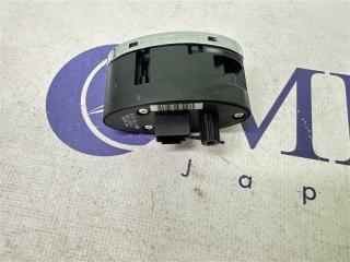 Кнопка багажника CLS-Class W219 2006 W219 C219 272.964 Кнопка багажника CLS-Class W219 2006 W219 C219 272.964