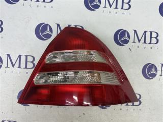 Фонарь задний правый Mercedes-Benz C-Class W203 2002 контрактная Фонарь задний правый Mercedes-Benz C-Class W203 2002