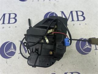 Замок двери задний левый Mercedes-Benz C-Class W203 2002