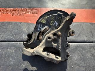 Поворотный кулак передний правый Mercedes-Benz C-Class W203 2003