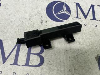 Запчасть антенна Audi A6 2006