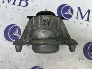 Подушка двигателя передняя левая Mercedes-Benz C-Class W204 2008 контрактная Подушка двигателя передняя левая Mercedes-Benz C-Class W204 2008