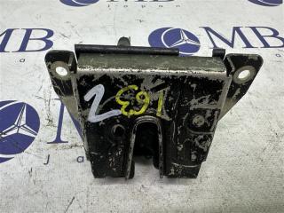 Замок багажника Mercedes-Benz M-Class W163 1998 контрактная Замок багажника Mercedes-Benz M-Class W163 1998