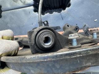 Поворотный кулак задний правый E-Class W210 1999 W210 112.941