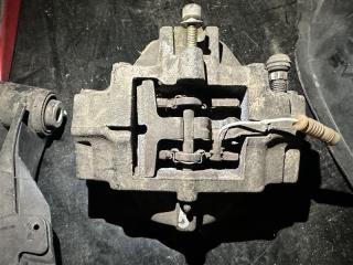 Суппорт тормозной задний правый E-Class W210 1998 W210 112.941