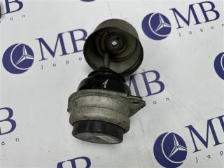 Запчасть подушка двигателя передняя Volkswagen Touareg 2005