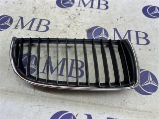 Решетка радиатора правая BMW 3-Series 2005