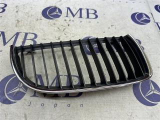 Решетка радиатора правая BMW 3-Series 2006