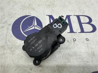 Сервопривод заслонок печки Mercedes-Benz C-Class W203 C32 AMG w203 112.961