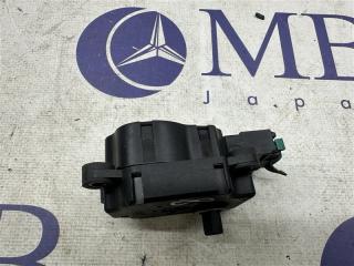Сервопривод заслонок печки C-Class W203 C32 AMG 2001 w203 112.961