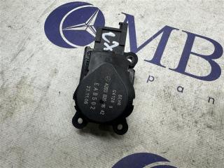 Сервопривод заслонок печки C-Class W203 2006 W203 272.920