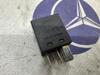 Реле Audi A6 C6 AUK