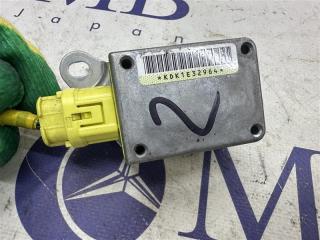 Датчик airbag Forester 2004 SG5 EJ205 (2.0L EMPI DOHC turbo)
