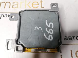 Блок управления AirBag 3 2013 седан 1. 8 HM483QA