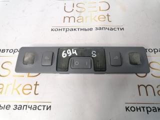 Плафон подсветки салона Audi A6 1998 Б/У Плафон подсветки салона Audi A6 1998
