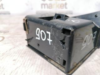 Пепельница 3 2013 седан 1. 8 HM483QA