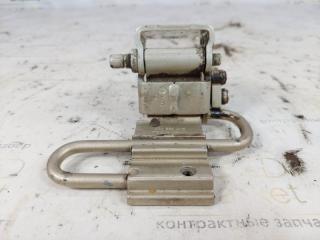 Петля двери задняя левая Volkswagen Passat 2001 Б/У Петля двери задняя левая Volkswagen Passat 2001